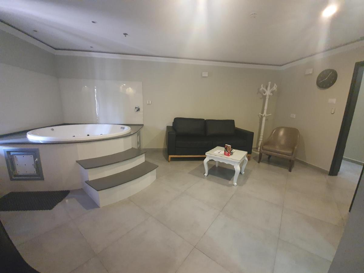 Spat Business Holon Esterno foto